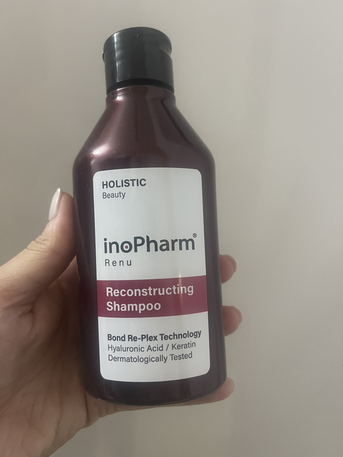 inoPharm šampón pre rekonštrukciu vlasov