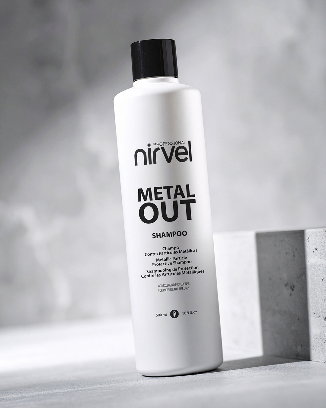 NIRVEL METAL OUT čistiaci šampón